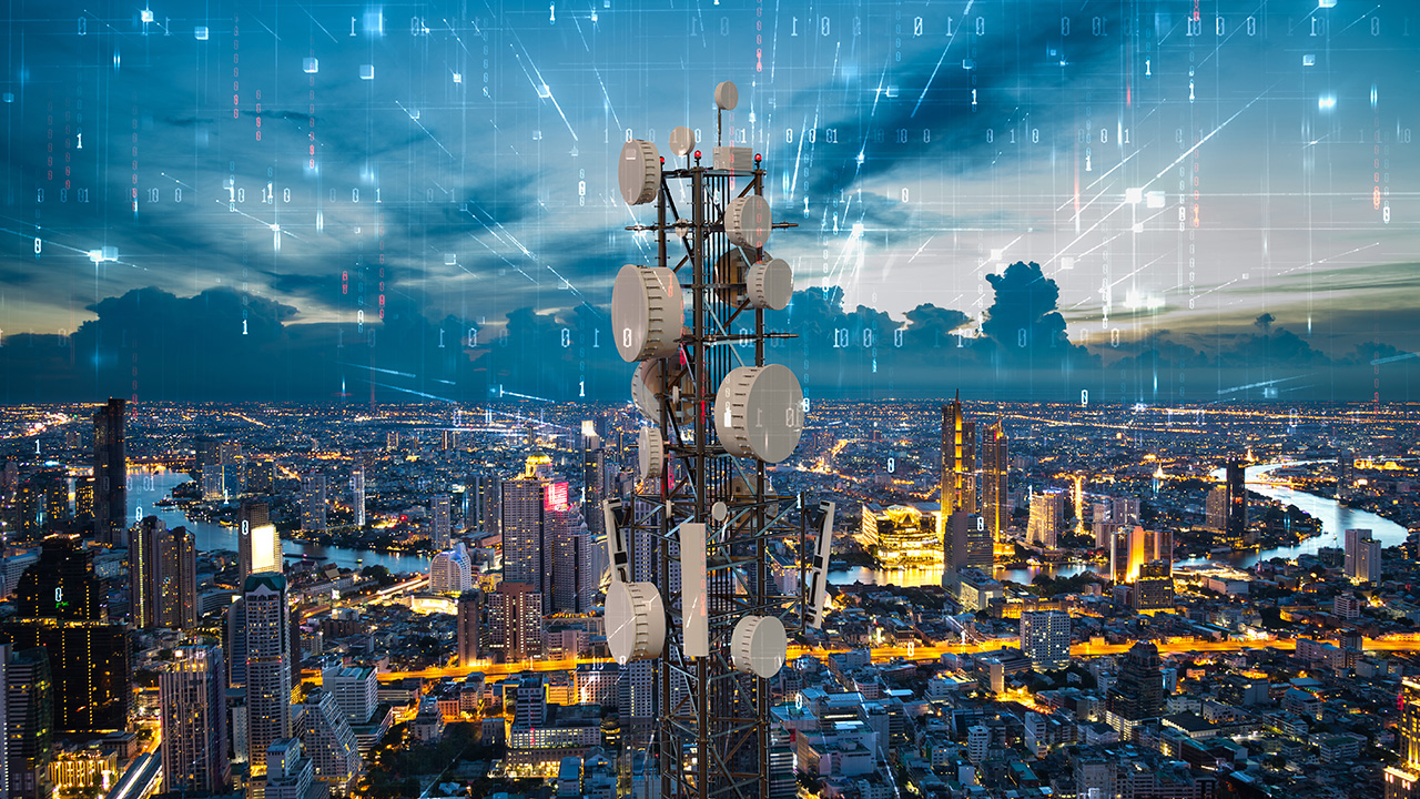Artificial Intelligence and Machine Learning for Telecoms